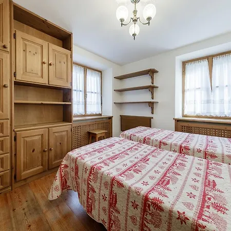 Chalet Chiave Stayincortina *
